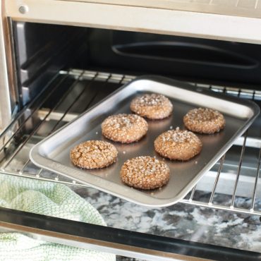 Nordic Ware® Naturals Compact Ovenware Baking Sheet, 8.5 x 6.5 in - Harris  Teeter