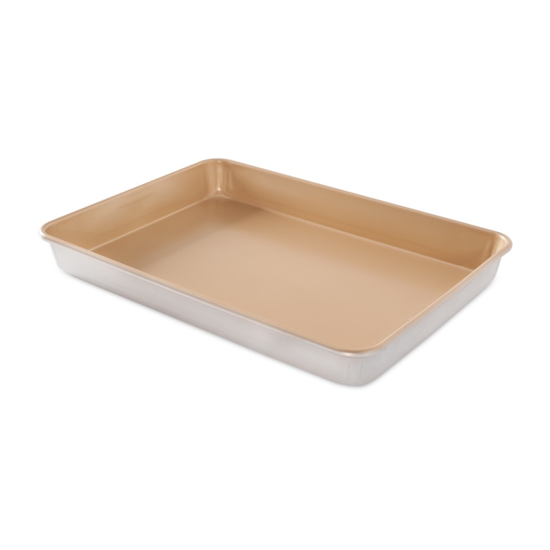 Nordic Ware Cake Pan with Lid