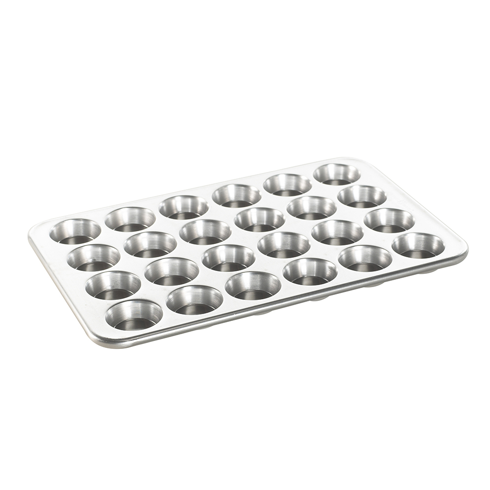 Nordic Ware® 52802 Aluminum 12 Cavity Bundt Cupcake Pan