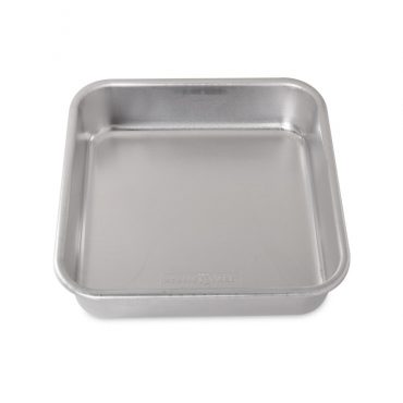  Nordic Ware Natural Aluminum Commercial Square Cake Pan with Lid,  Exterior 9.88 x 9.88 Inches: Home & Kitchen
