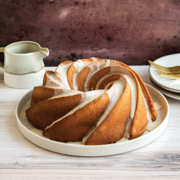 Nordic Ware Mini Heritage Bundt® Cake Pan