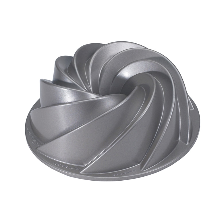 Nordic Ware Swirl Bundt® Pan - 10 Cup