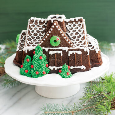 Nordic Ware Mini Gingerbread House Baking Pan