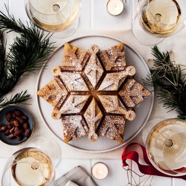 Nordic Ware Frozen Snowflake Cakelet Pan 