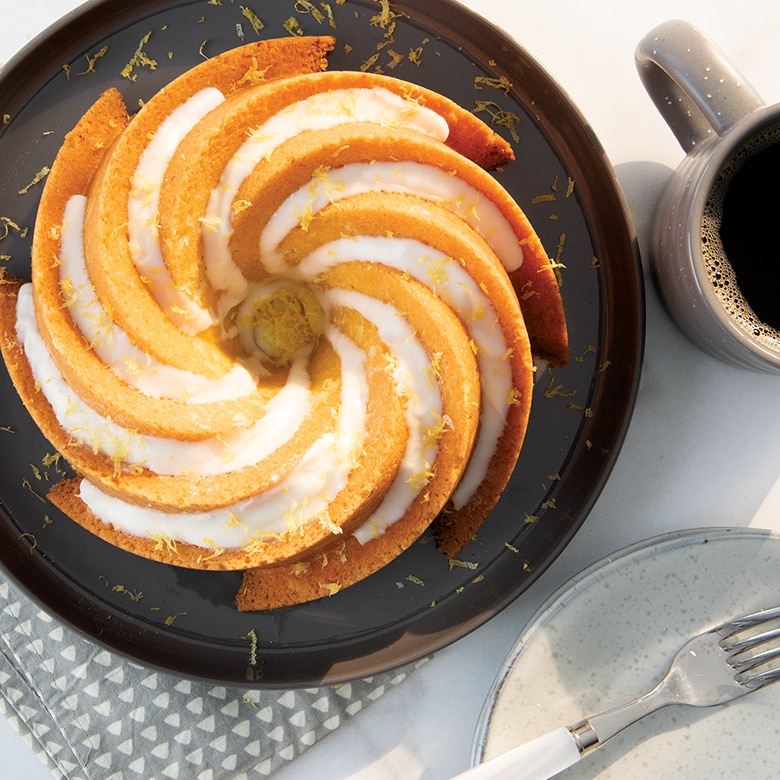 Nordic Ware Lotus Bundt Pan — Las Cosas Kitchen Shoppe