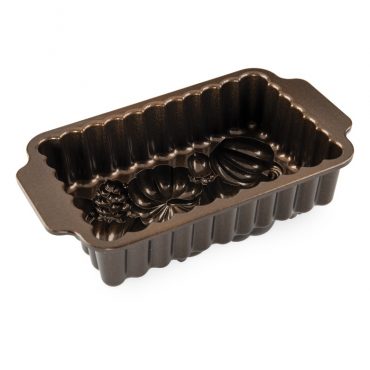 I Can't Resist These Fall Bakeware Pans from Nordic Ware, and They