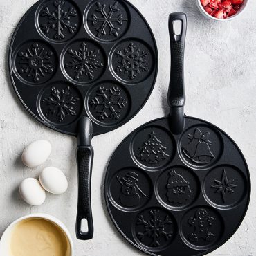 Nordic Ware Snowflake Pancake Pan