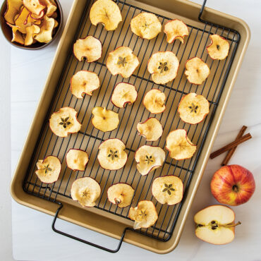 Nonstick High-Sided Oven Crisp Baking Tray - Nordic Ware