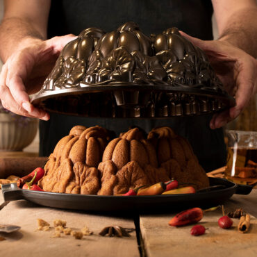 Pumpkin Patch Nordic Ware Pan Muffin Pan Mini Bundt Cake Pan Holiday Baking  