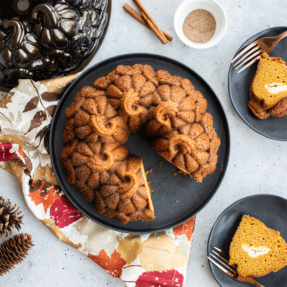 Pumpkin Patch Nordic Ware Pan Muffin Pan Mini Bundt Cake Pan Holiday Baking  