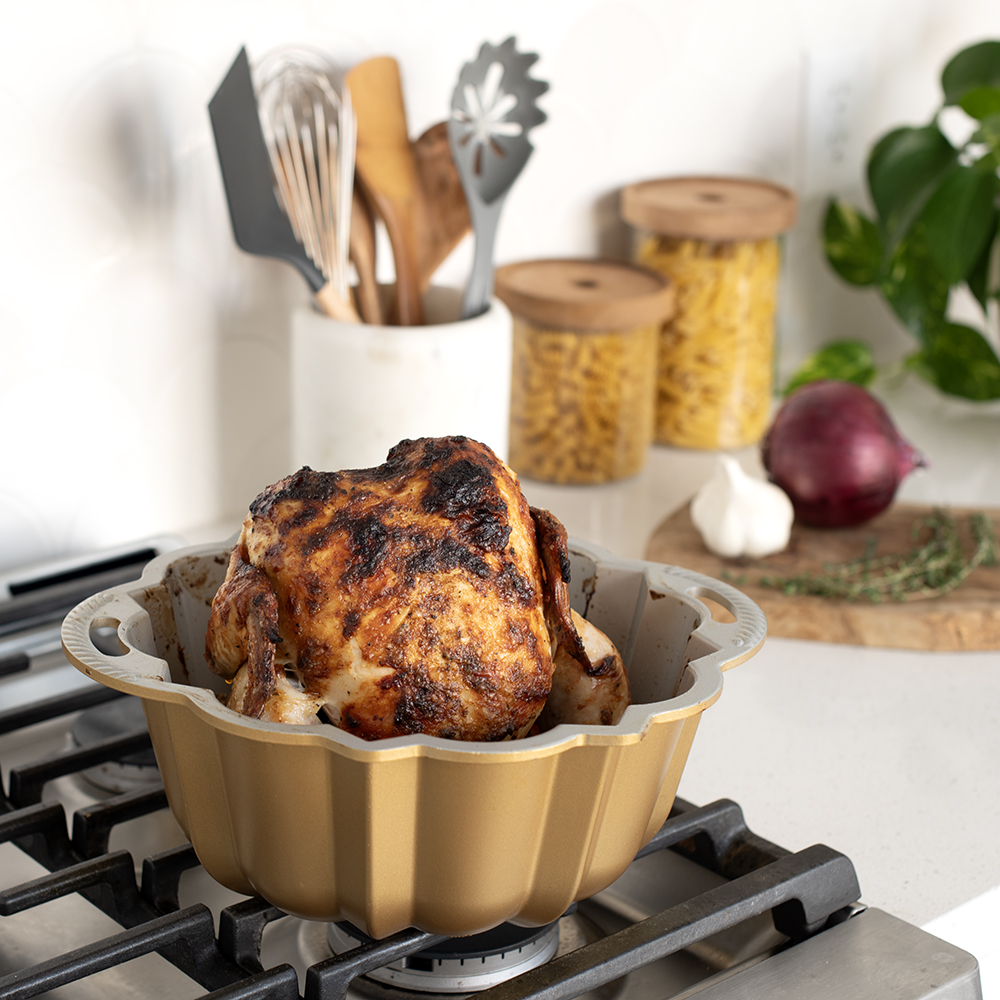 Nordic Ware 3-D Turkey Baking Pan, Medium, Bronze